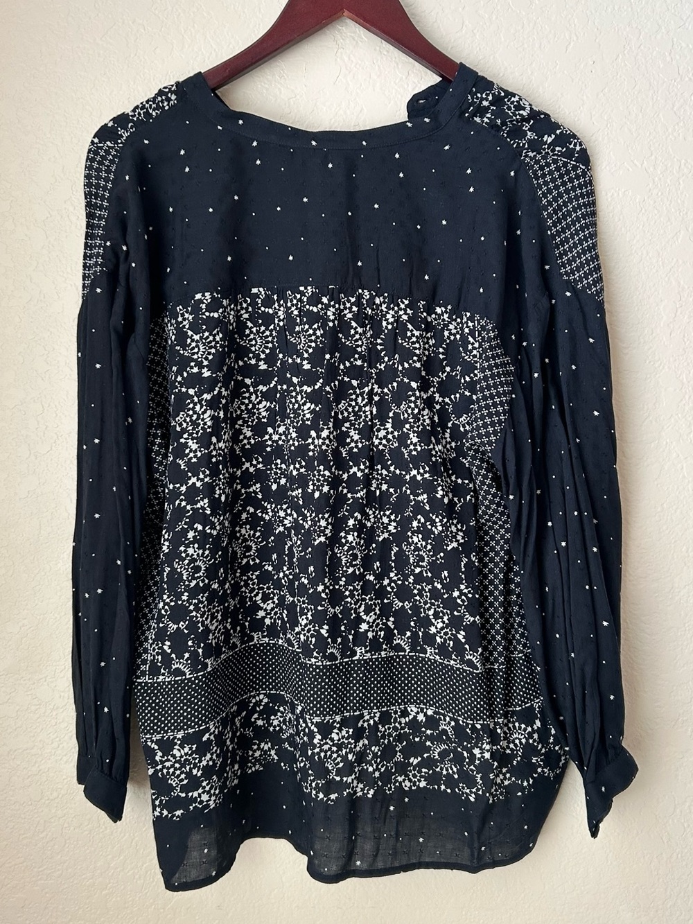 Lucky Brand Stars Print Peasant Blouse Size L - Picture 5 of 9
